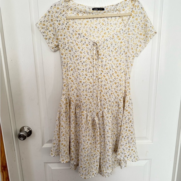 Lobito Floral Mini Dress - Picture 2 of 6